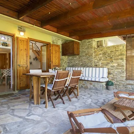 Casa Vacanze La Pelosa スティンティーノ