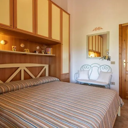 Casa Vacanze La Pelosa * スティンティーノ