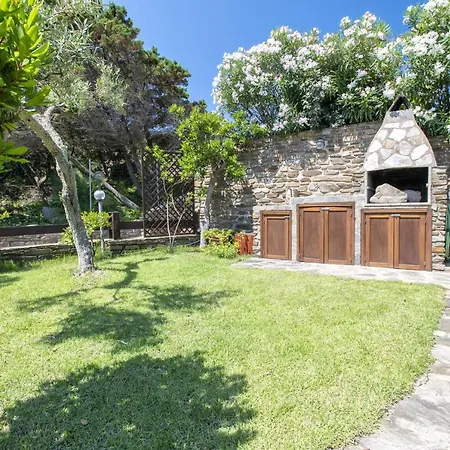Casa Vacanze La Pelosa